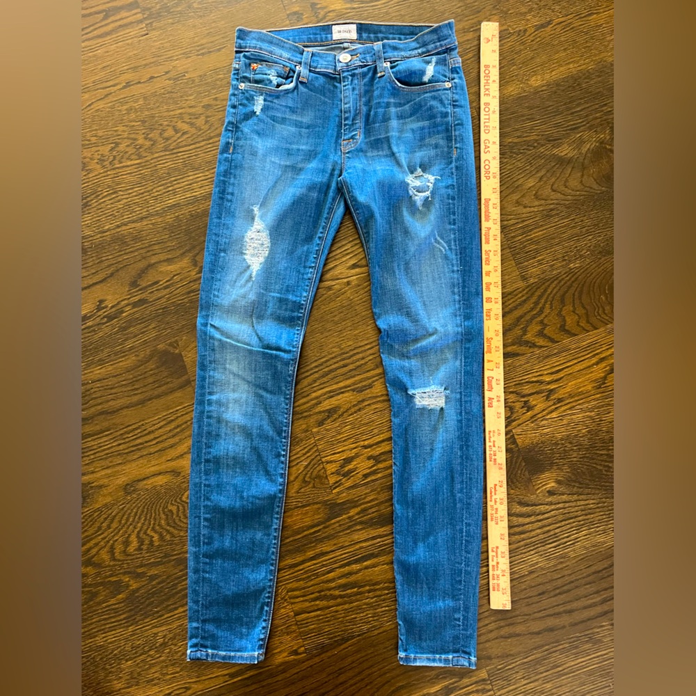 Hudson women’s denim blue jeans 26 distressed, skinny stretch jeans
